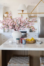 Load image into Gallery viewer, Large Ivory Vase