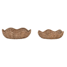 Load image into Gallery viewer, Scalloped Basket Trays, 2 sizes
