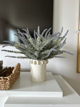 Load image into Gallery viewer, 18&quot; Lavender Stem Spray
